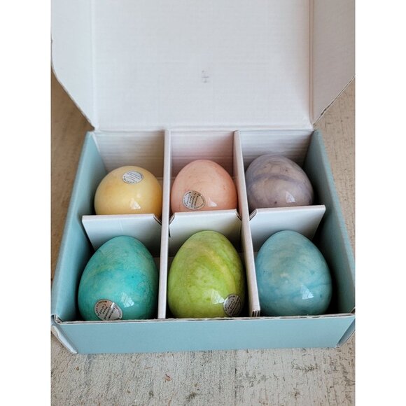Williams Sonoma Pastel alabaster eggs decorative Easter spring set home - Picture 6 of 8